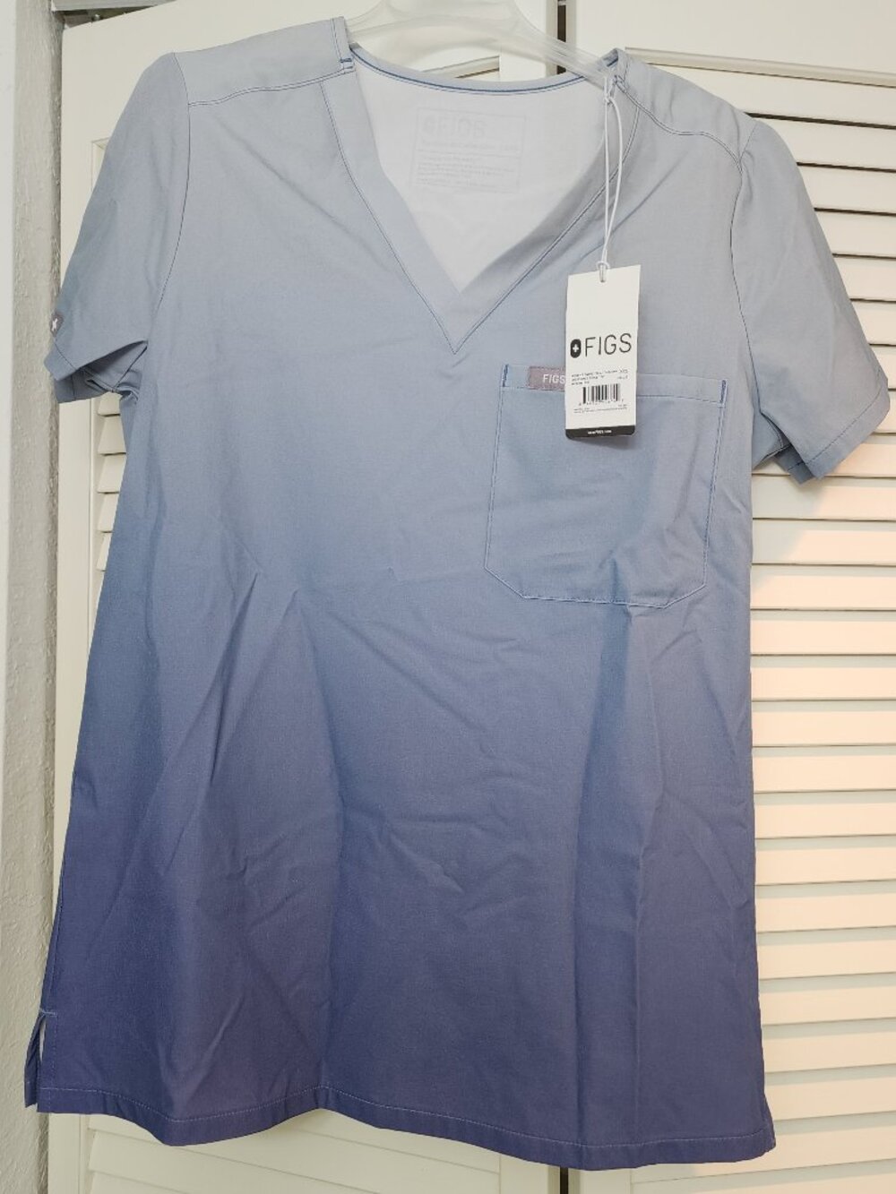 Figs Ombre Ocean Mist Scrub Set - Women's - XXS Top & XSP Jogger - BNWT